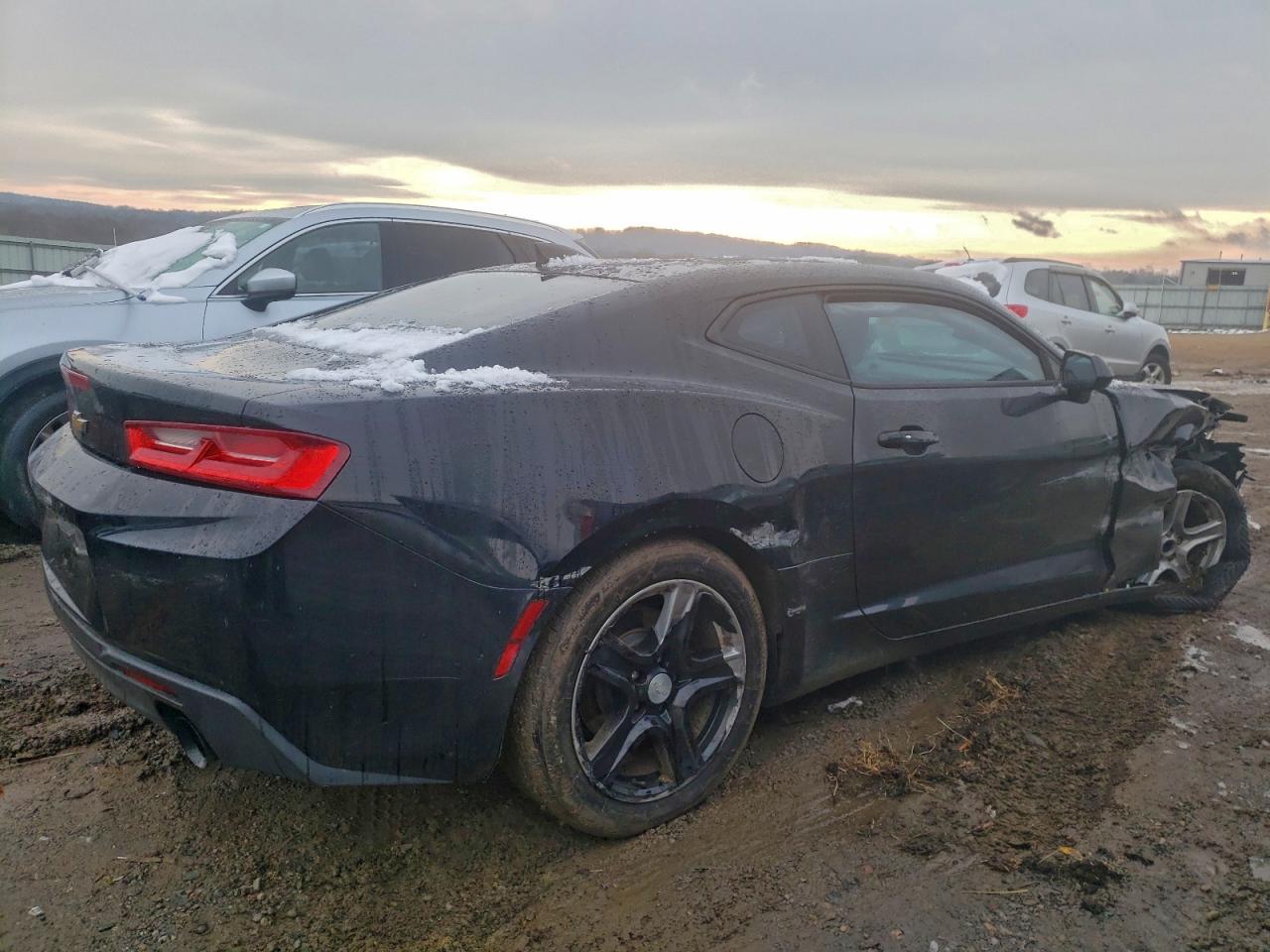 2017 CHEVROLET CAMARO LS photo 3
