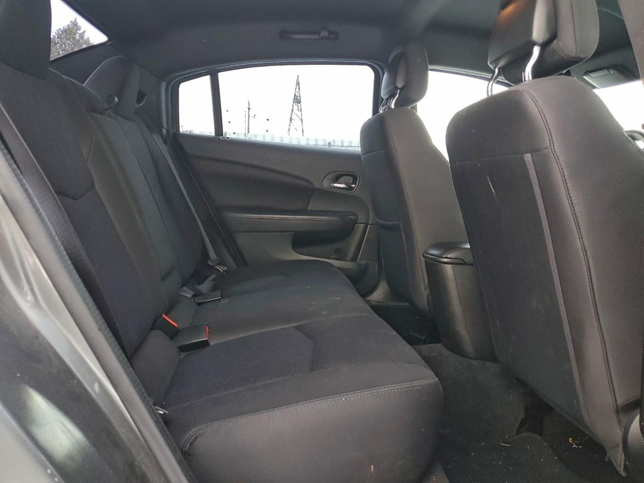 2013 CHRYSLER 200 LX photo 10