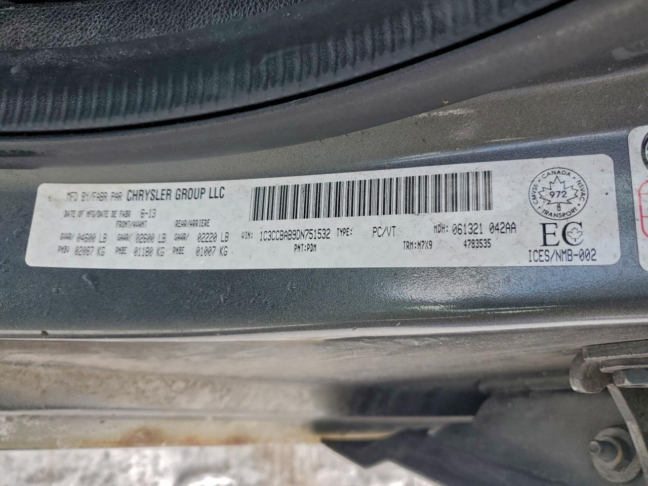 2013 CHRYSLER 200 LX photo 12