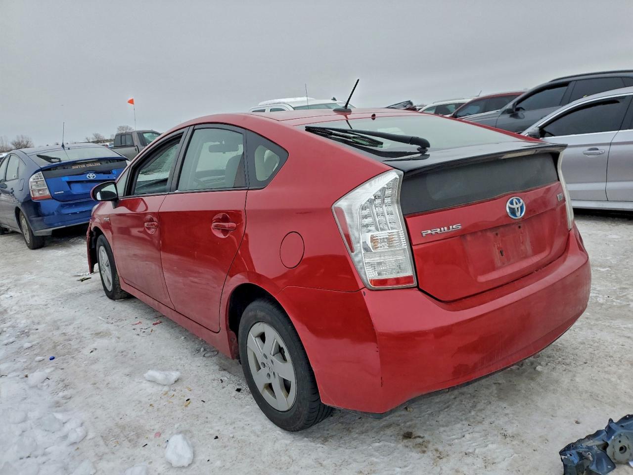 2011 TOYOTA PRIUS photo 2
