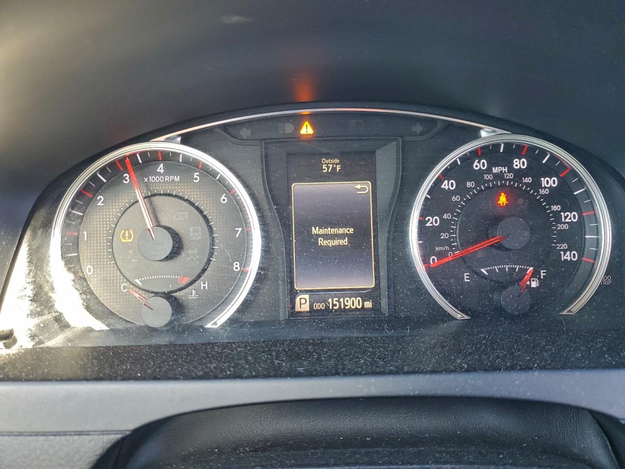 2016 TOYOTA CAMRY LE photo 9
