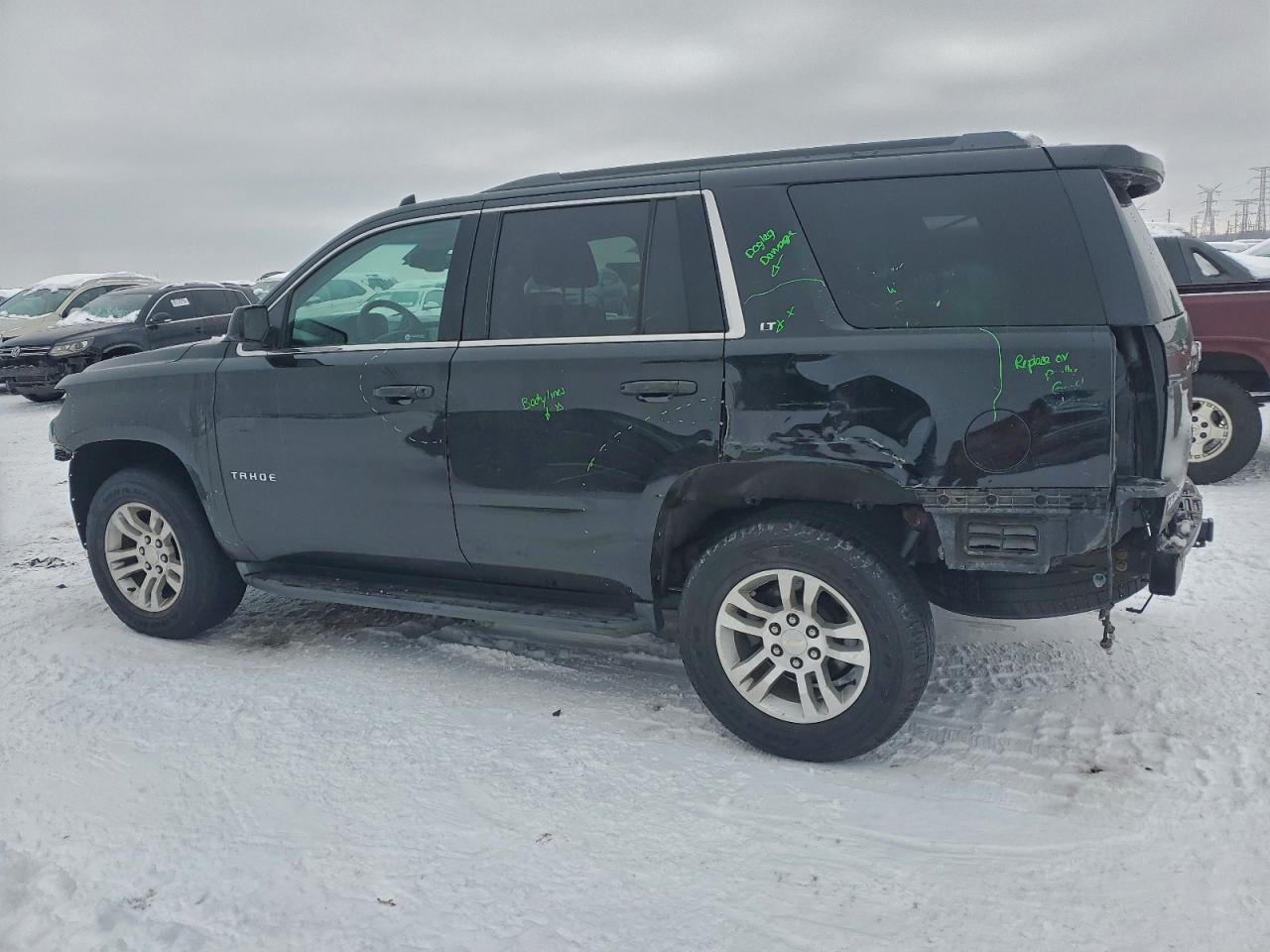 2017 CHEVROLET TAHOE K1500 LT photo 2
