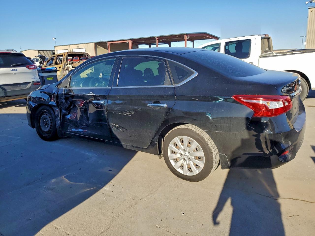 2019 NISSAN SENTRA S photo 2