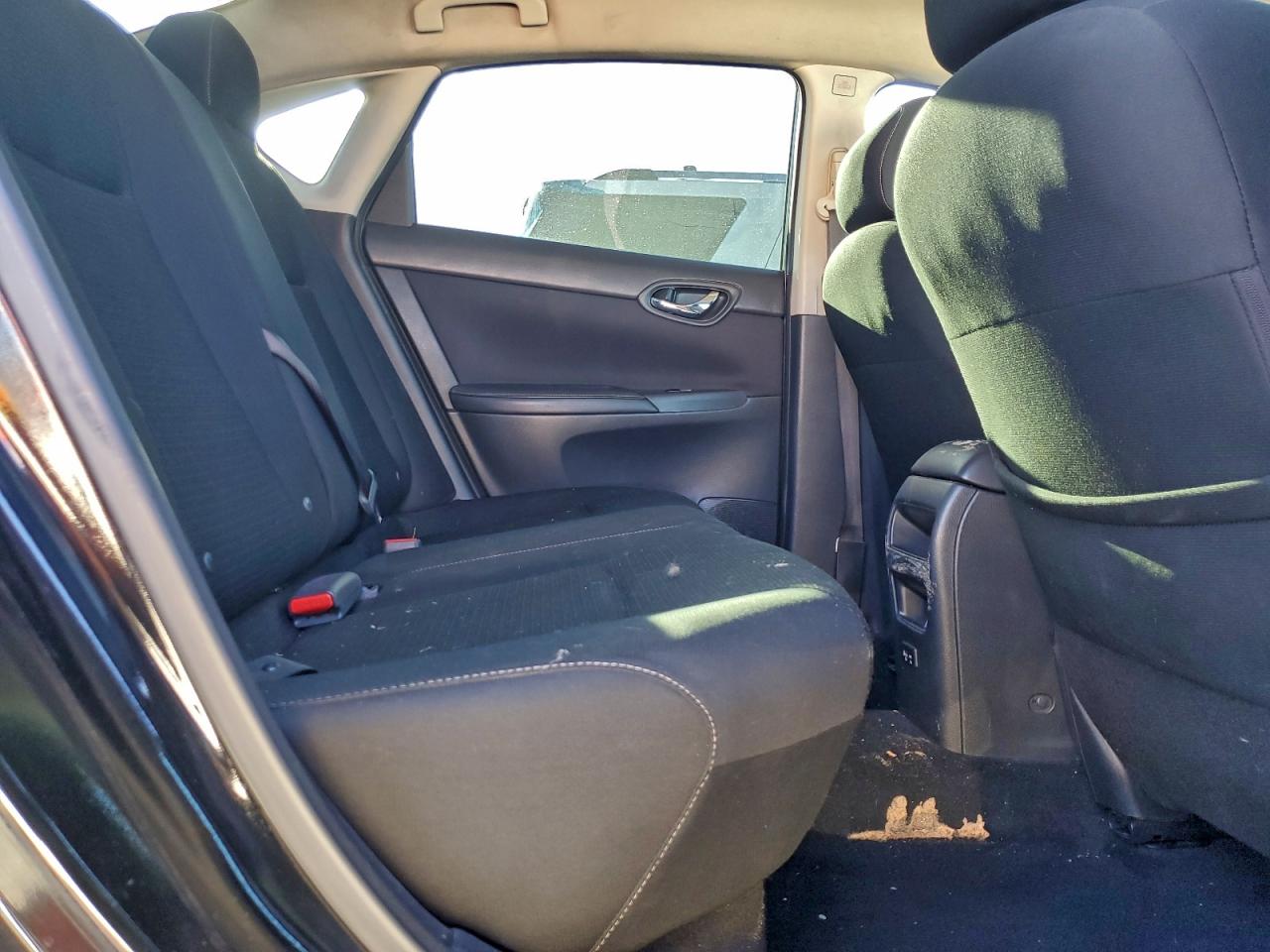 2019 NISSAN SENTRA S photo 10