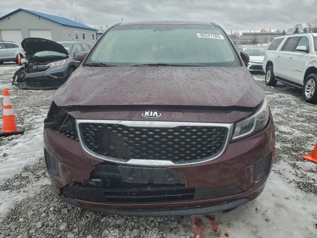 2017 KIA SEDONA LX photo 5