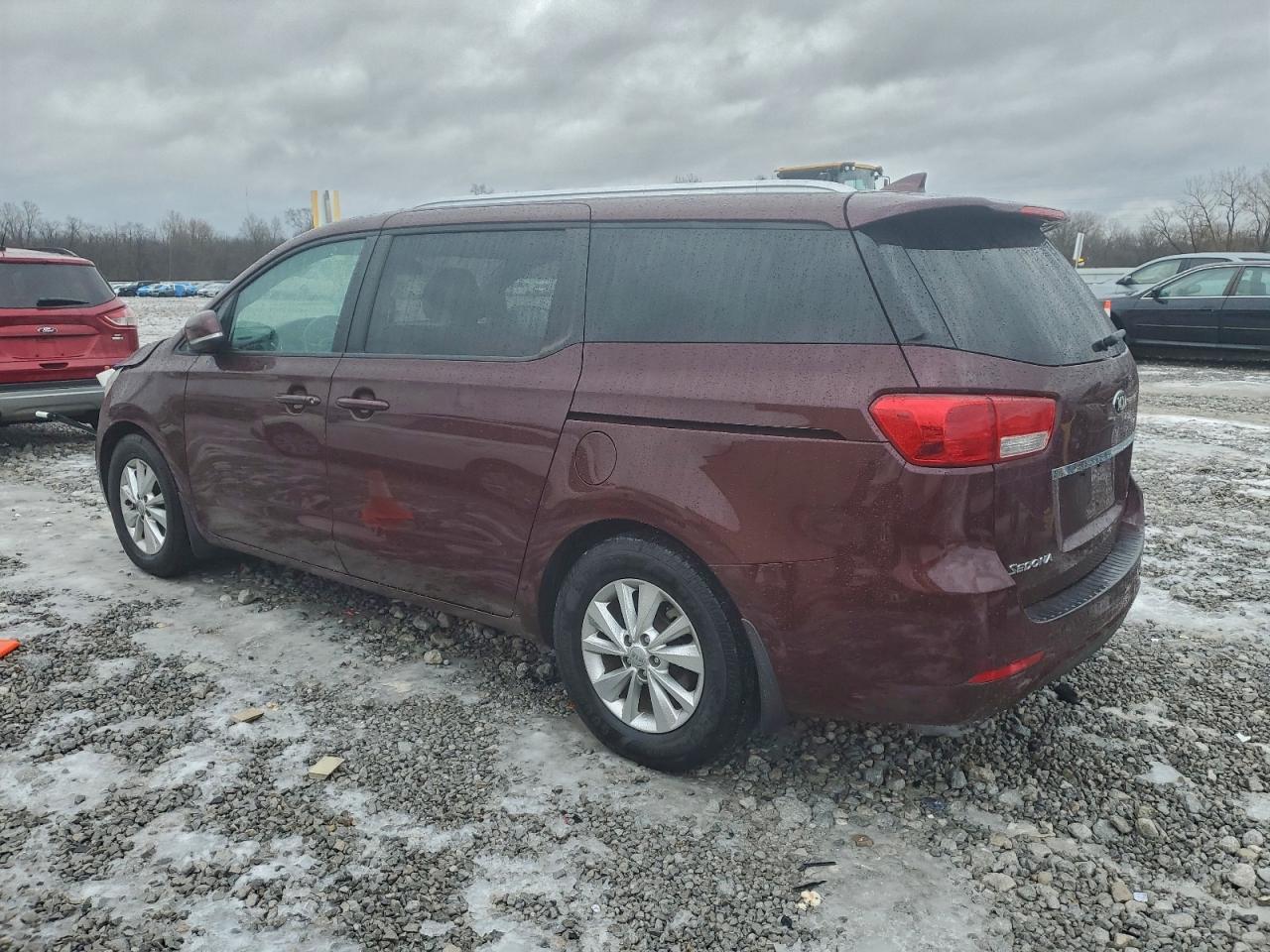 2017 KIA SEDONA LX photo 2