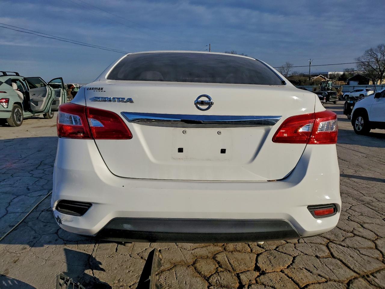 2017 NISSAN SENTRA S photo 6