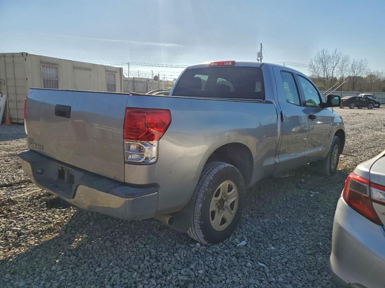 2013 TOYOTA TUNDRA DOUBLE CAB SR5 photo 3