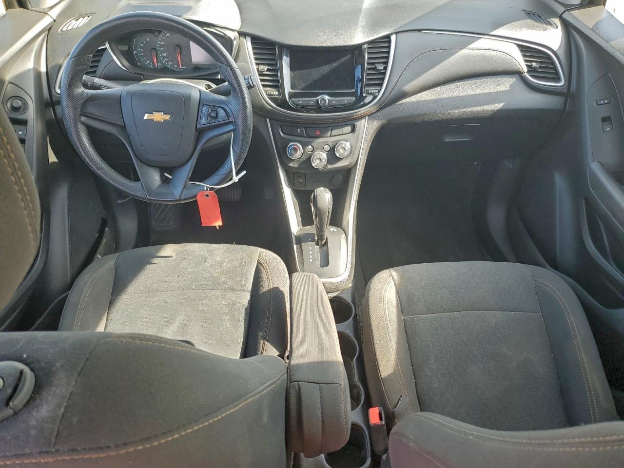 2018 CHEVROLET TRAX LS photo 8