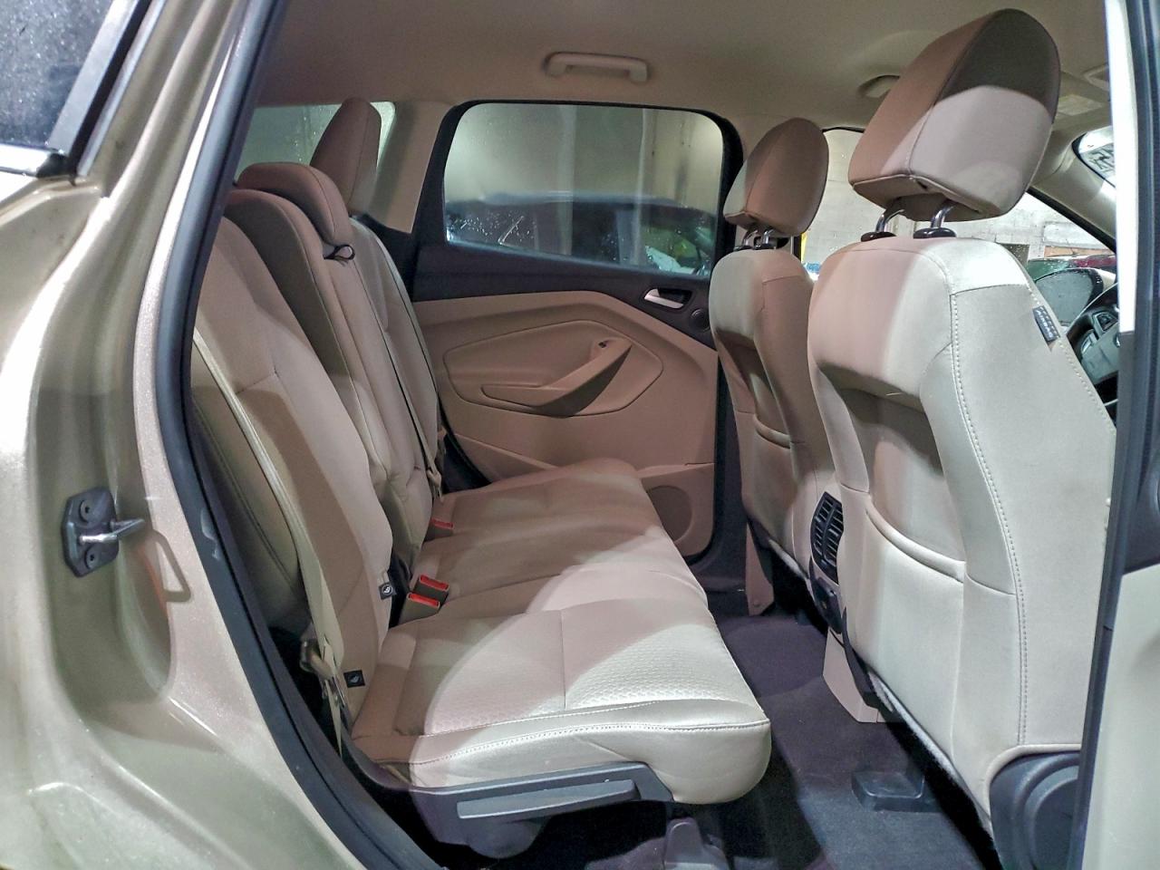 2017 FORD ESCAPE SE photo 11