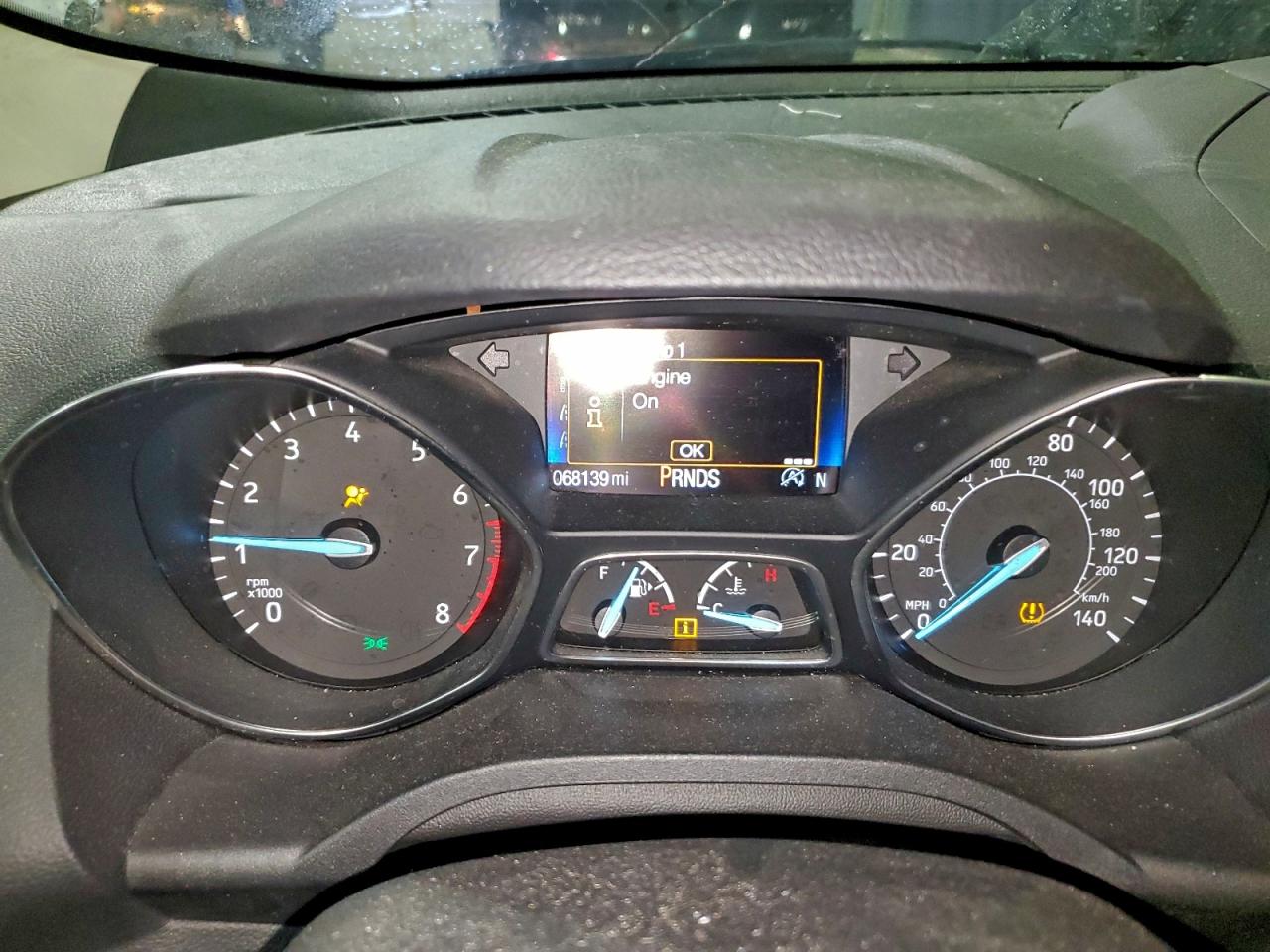 2017 FORD ESCAPE SE photo 9