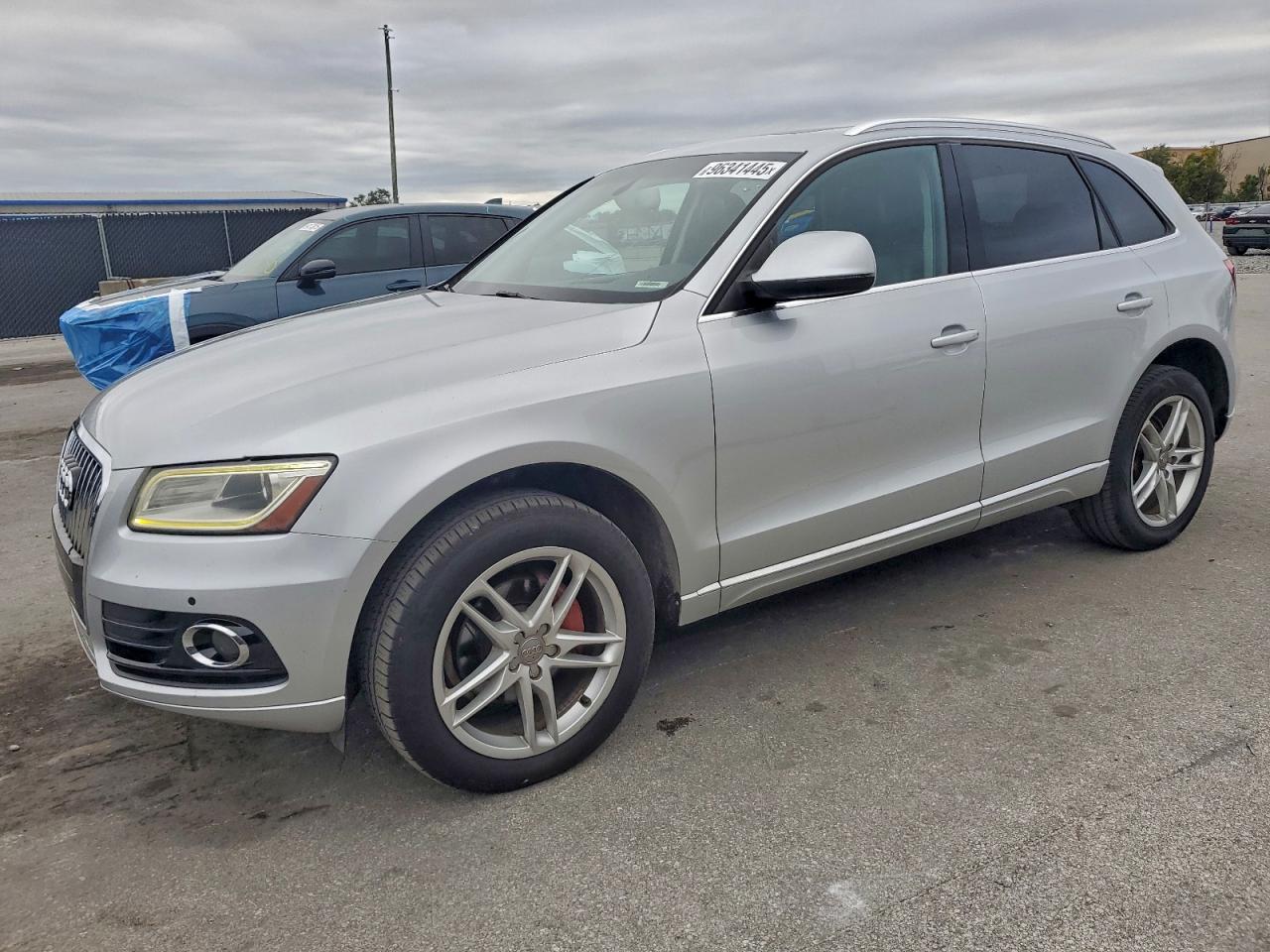2013 AUDI Q5 PREMIUM PLUS — MINOR DENT/SCRATCHES damage — photo 1