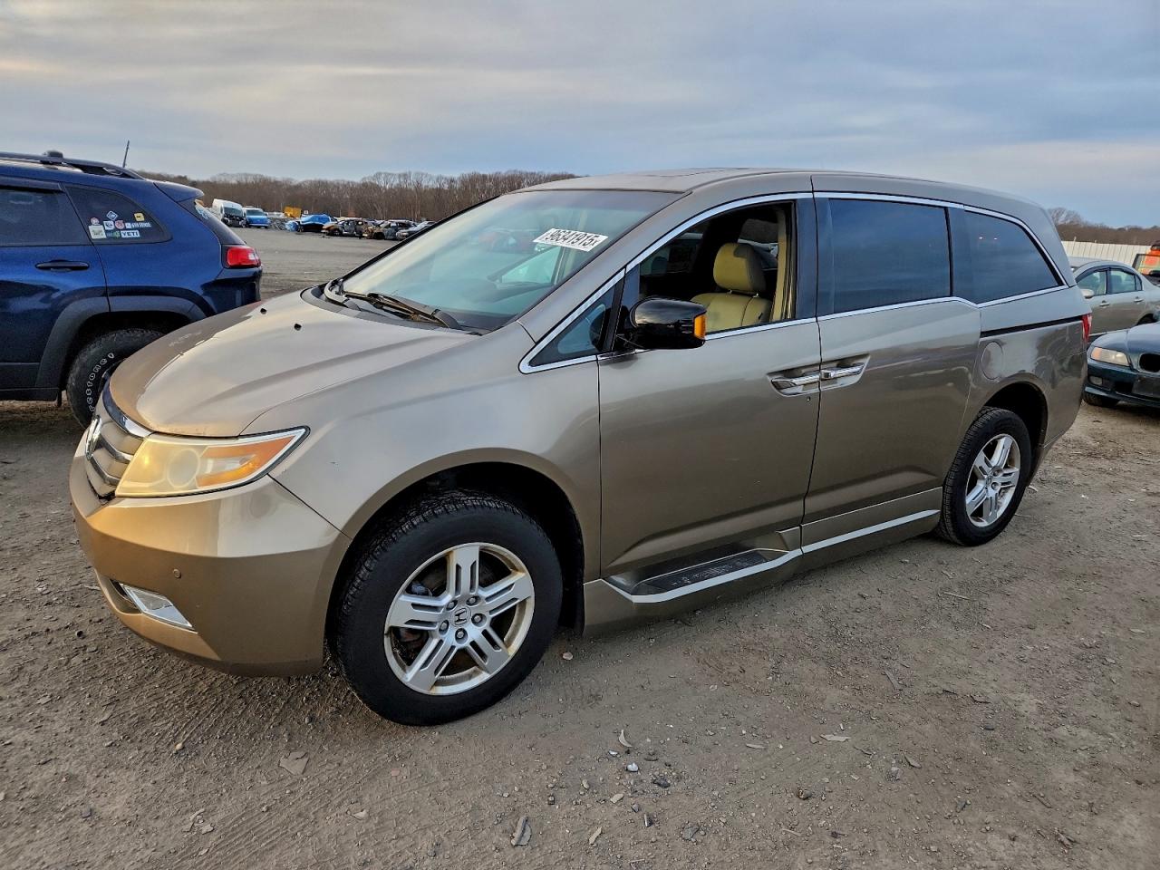 2012 HONDA ODYSSEY TOURING — MINOR DENT/SCRATCHES damage — photo 1