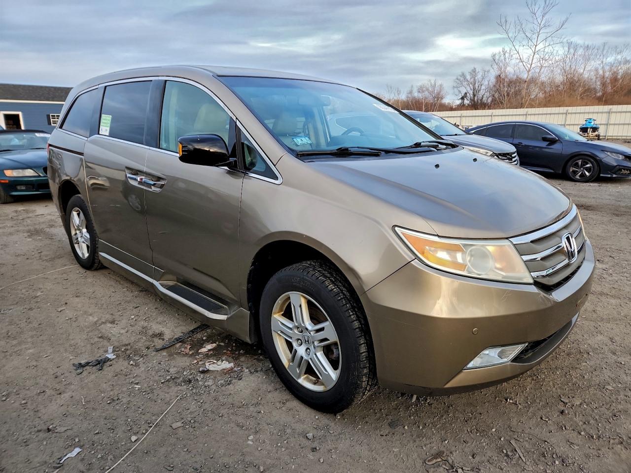 2012 HONDA ODYSSEY TOURING photo 7