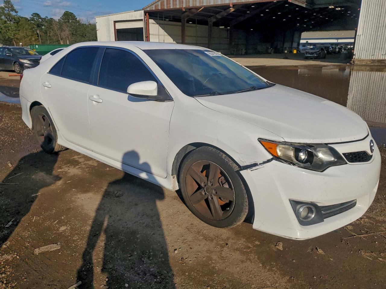 2014 TOYOTA CAMRY L photo 7