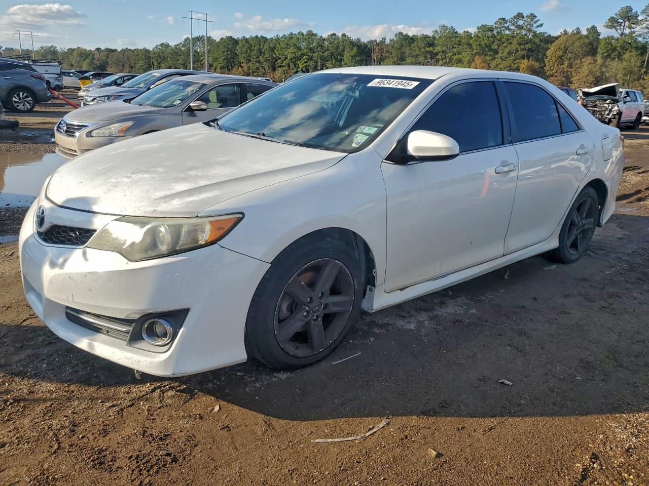 2014 TOYOTA CAMRY L — FRONT END damage — photo 1