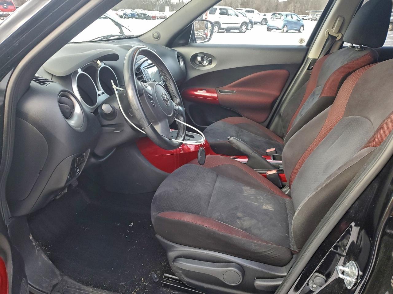 2015 NISSAN JUKE S photo 13