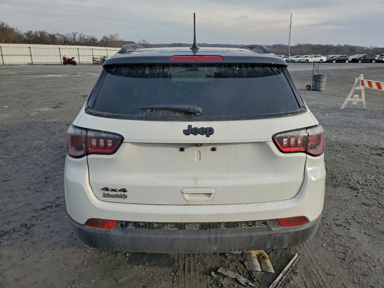 2022 JEEP COMPASS LATITUDE photo 16