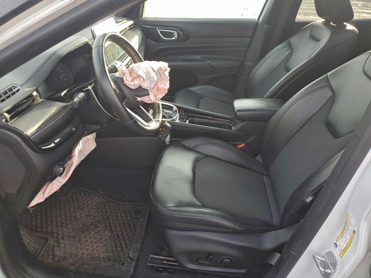 2022 JEEP COMPASS LATITUDE photo 19