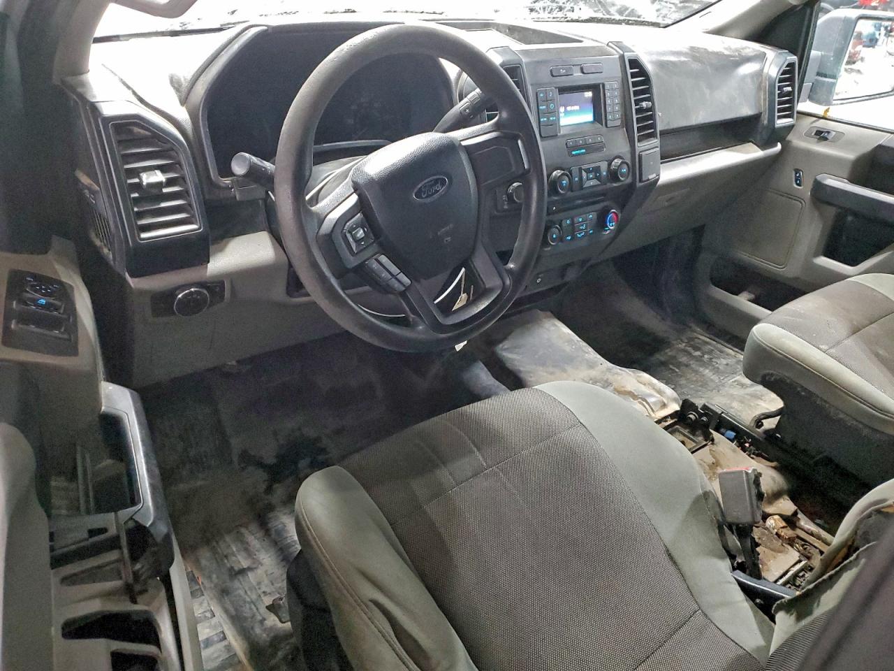 2015 FORD F150 SUPERCREW photo 8