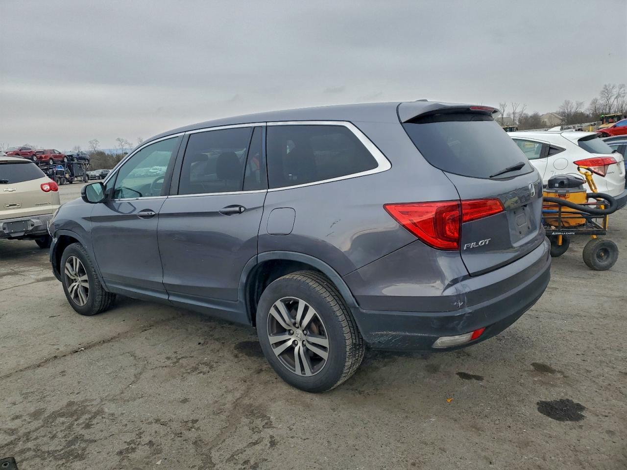 2016 HONDA PILOT EXL photo 3