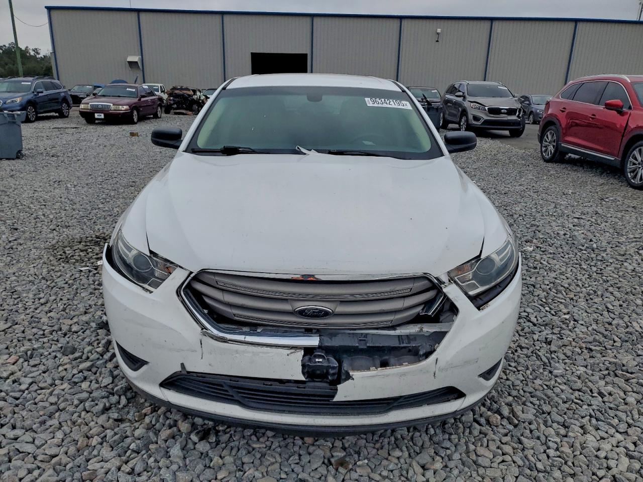 2016 FORD TAURUS SE photo 9