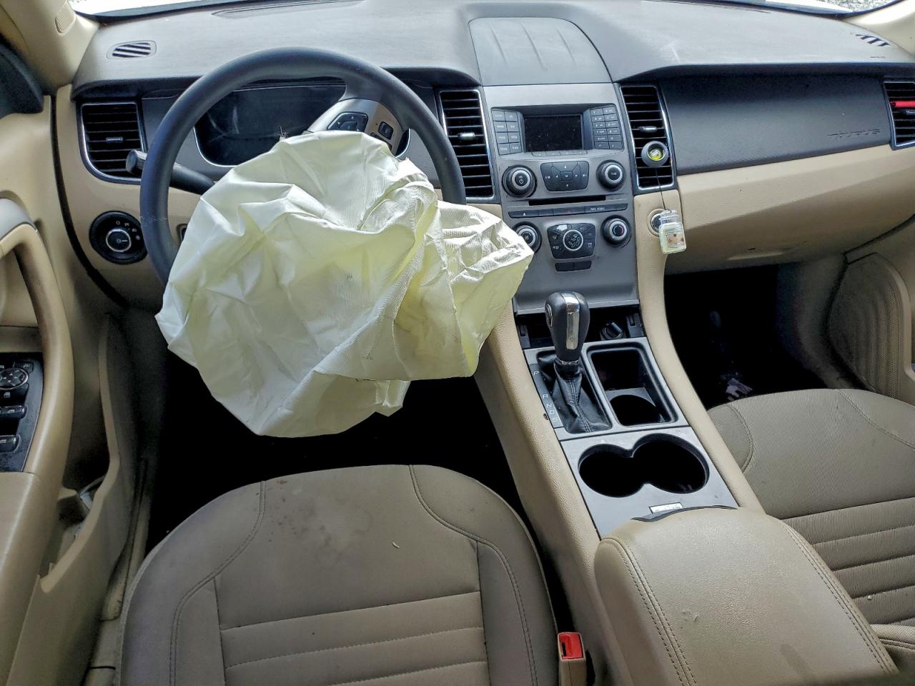 2016 FORD TAURUS SE photo 15