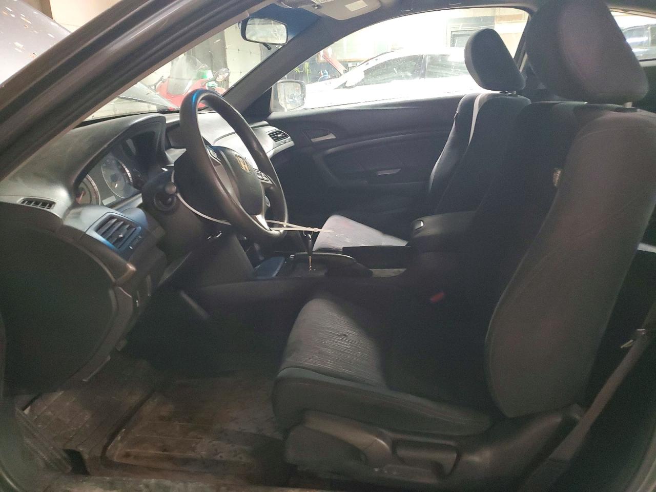2012 HONDA ACCORD LX photo 13