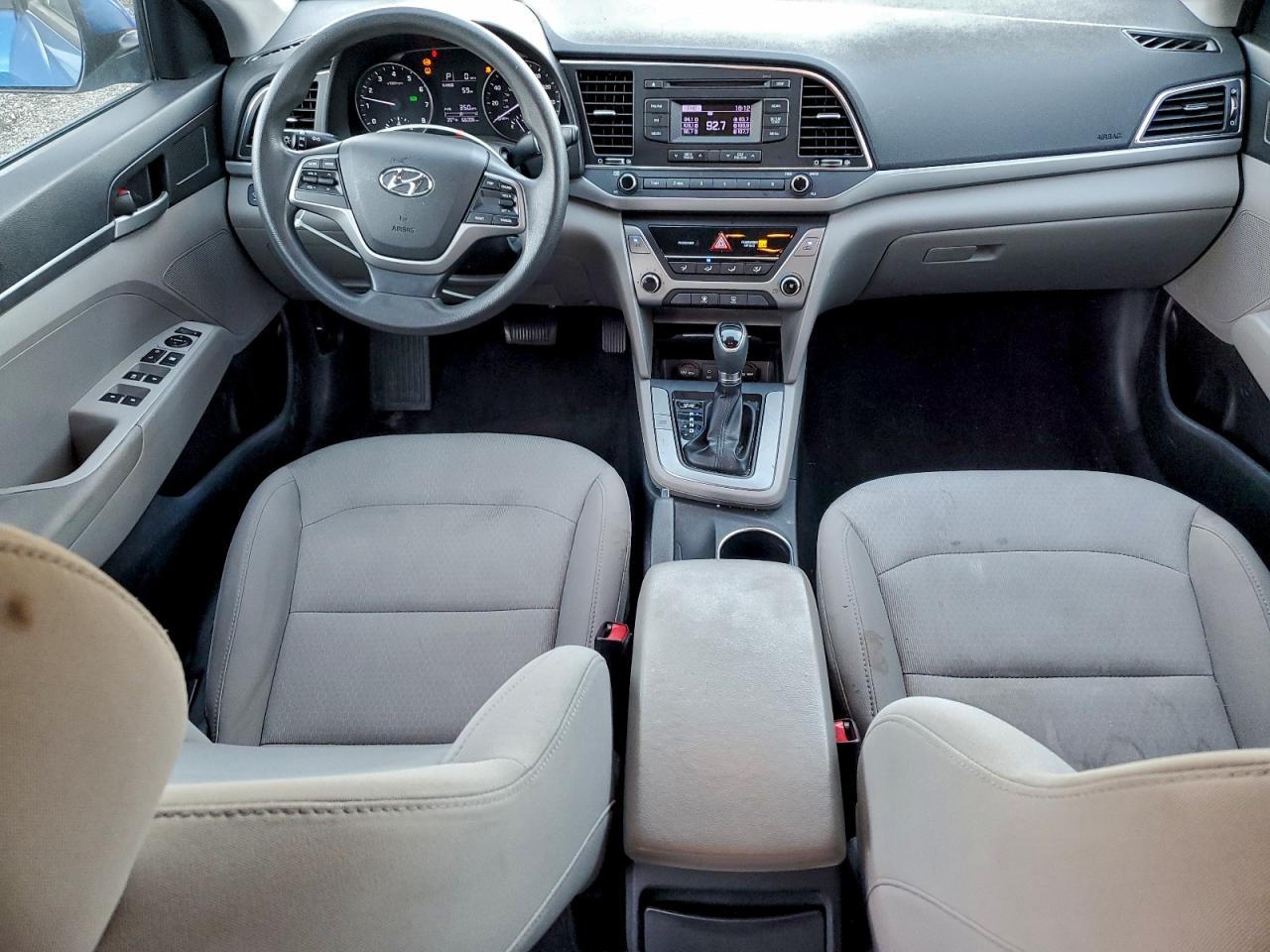 2017 HYUNDAI ELANTRA SE photo 8
