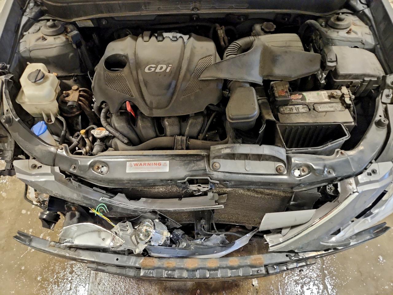 2013 HYUNDAI SONATA GLS photo 11