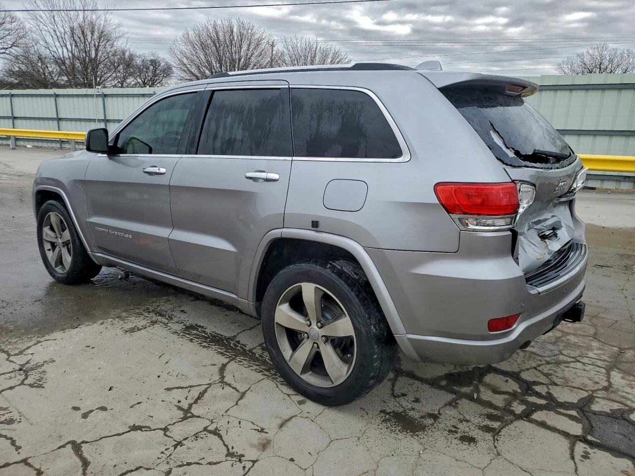 2016 JEEP GRAND CHEROKEE OVERLAND photo 2
