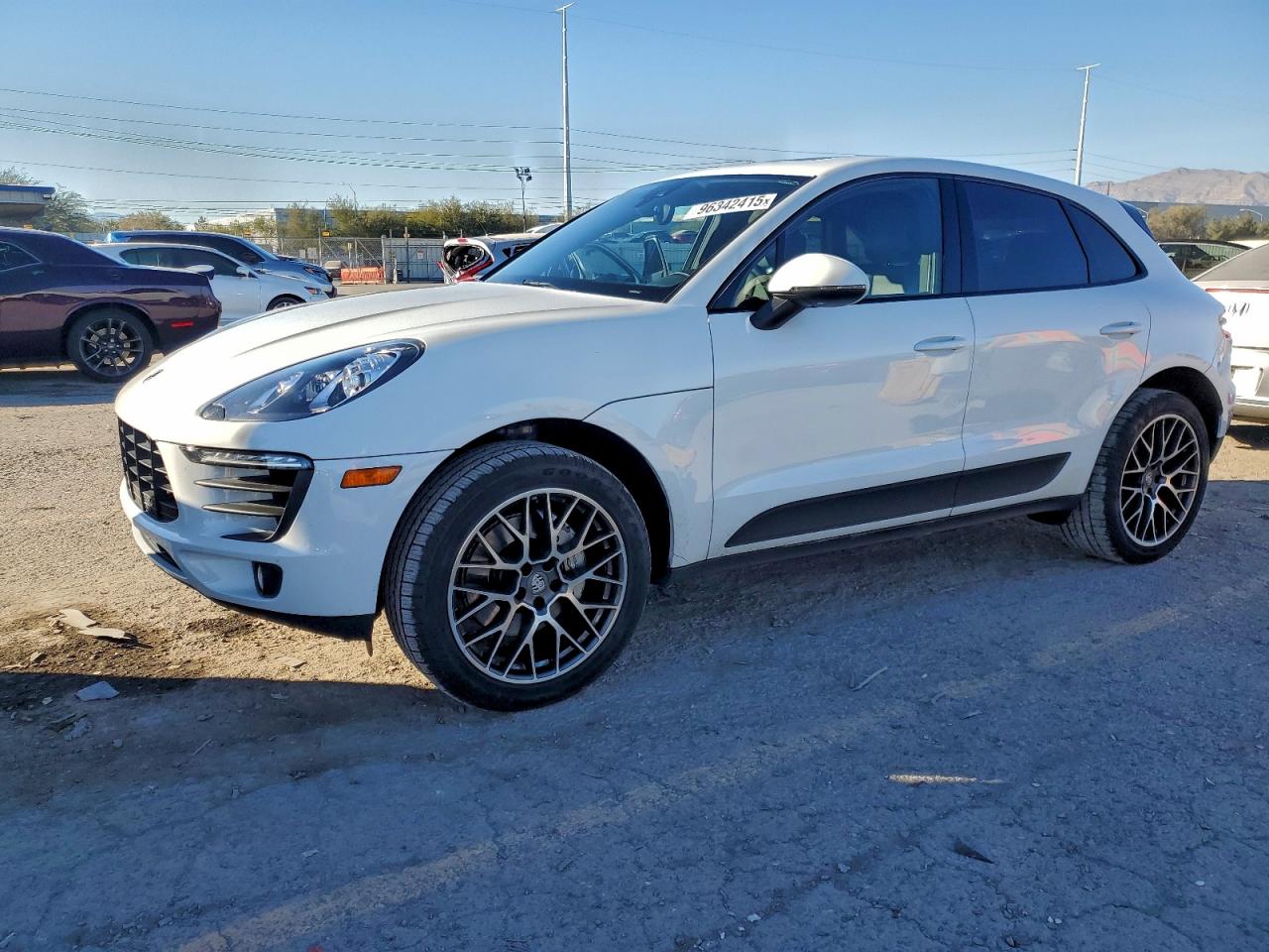 2018 PORSCHE MACAN