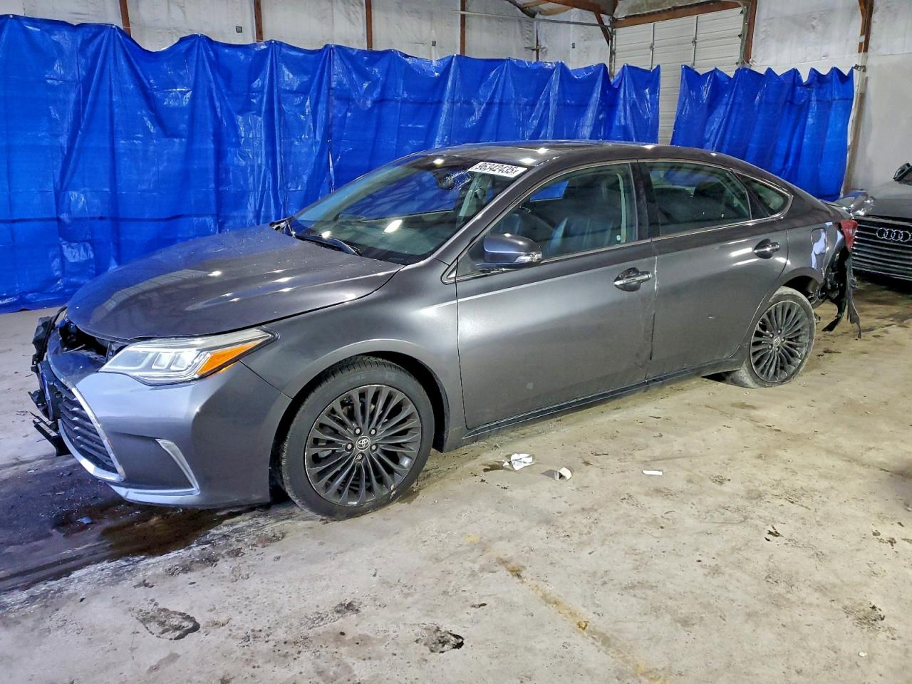 2016 TOYOTA AVALON