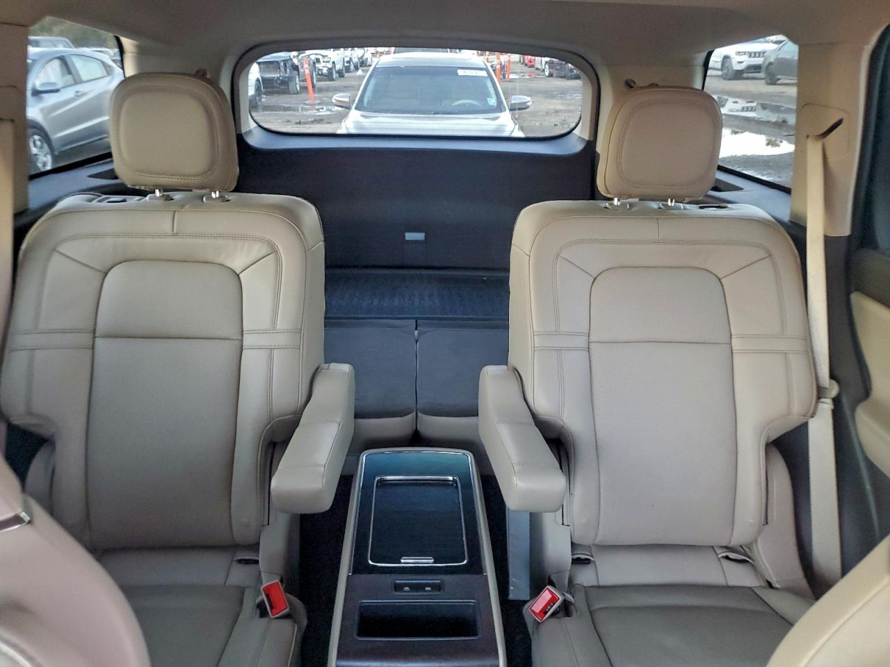 2020 LINCOLN AVIATOR RESERVE photo 28