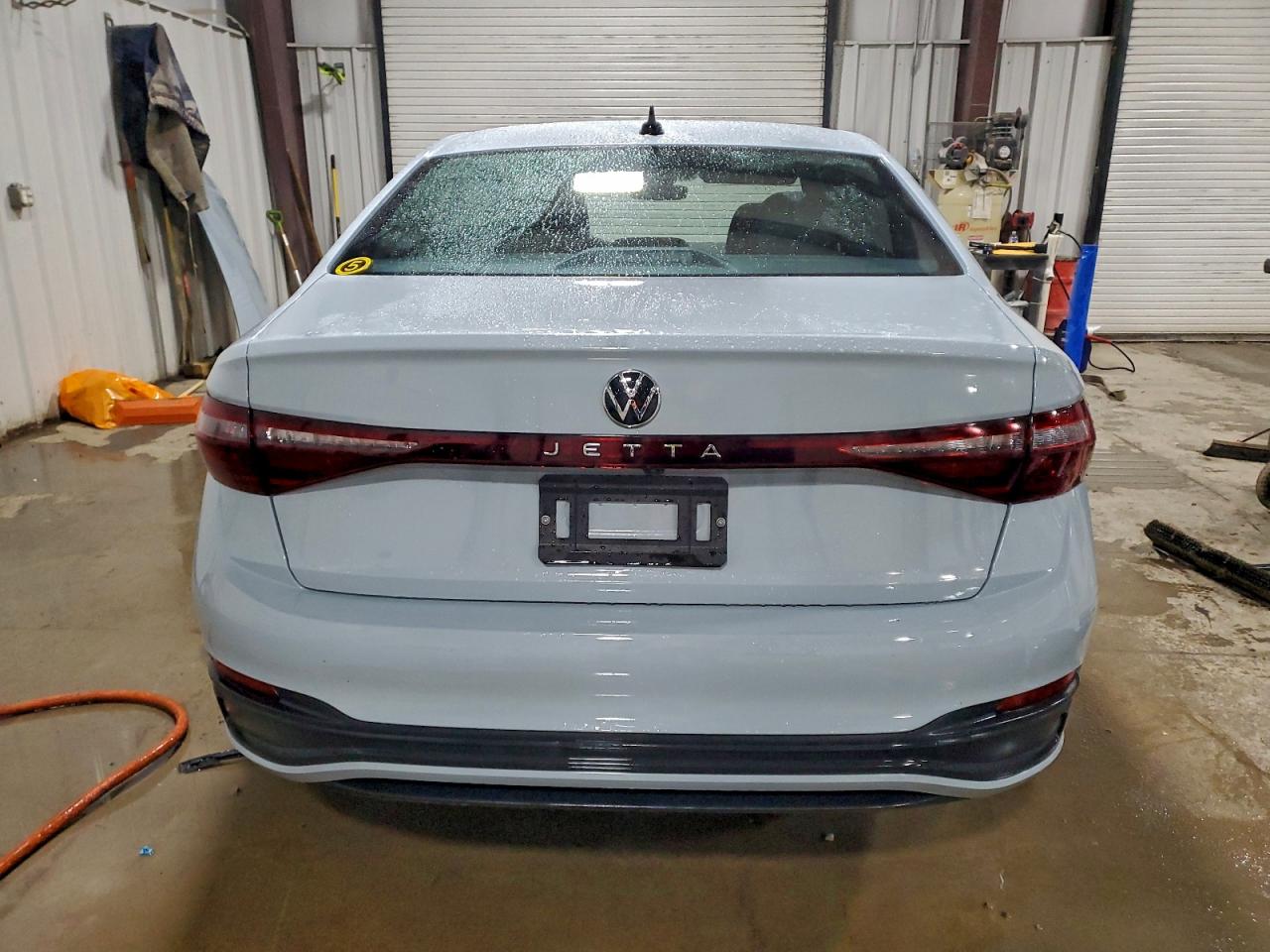 2025 VOLKSWAGEN JETTA SPORT photo 11