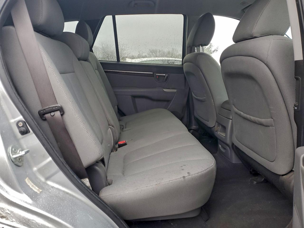 2010 HYUNDAI SANTA FE GLS photo 11