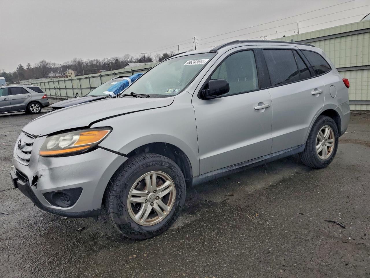 2010 HYUNDAI SANTA FE GLS — FRONT END damage — photo 1