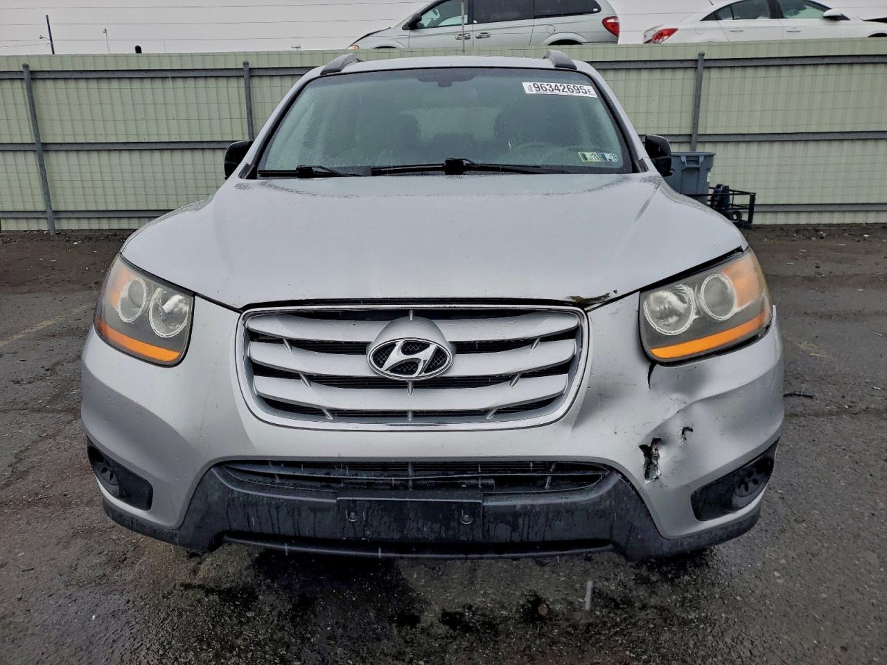 2010 HYUNDAI SANTA FE GLS photo 5