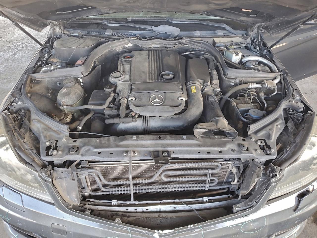 2013 MERCEDES-BENZ C 250 photo 11