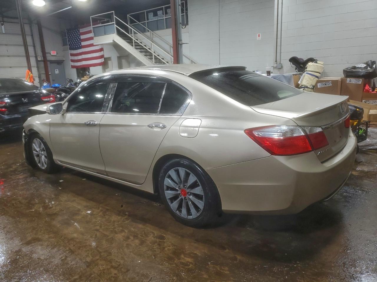2014 HONDA ACCORD EX photo 2