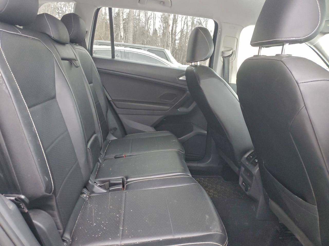 2021 VOLKSWAGEN TIGUAN SE photo 11