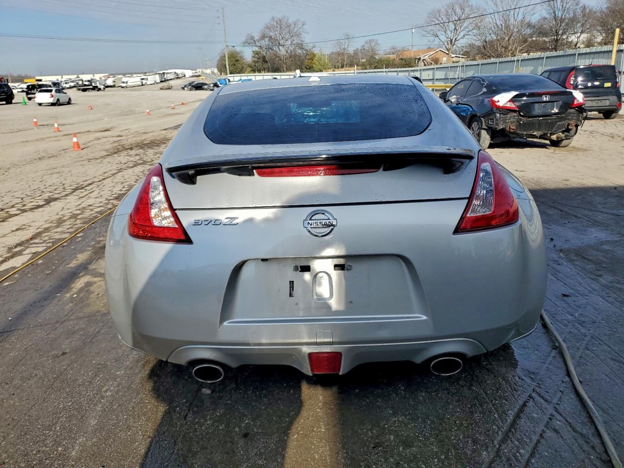 2016 NISSAN 370Z BASE photo 6