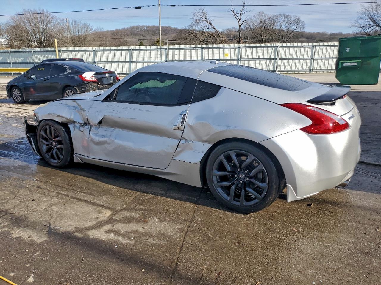 2016 NISSAN 370Z BASE photo 2