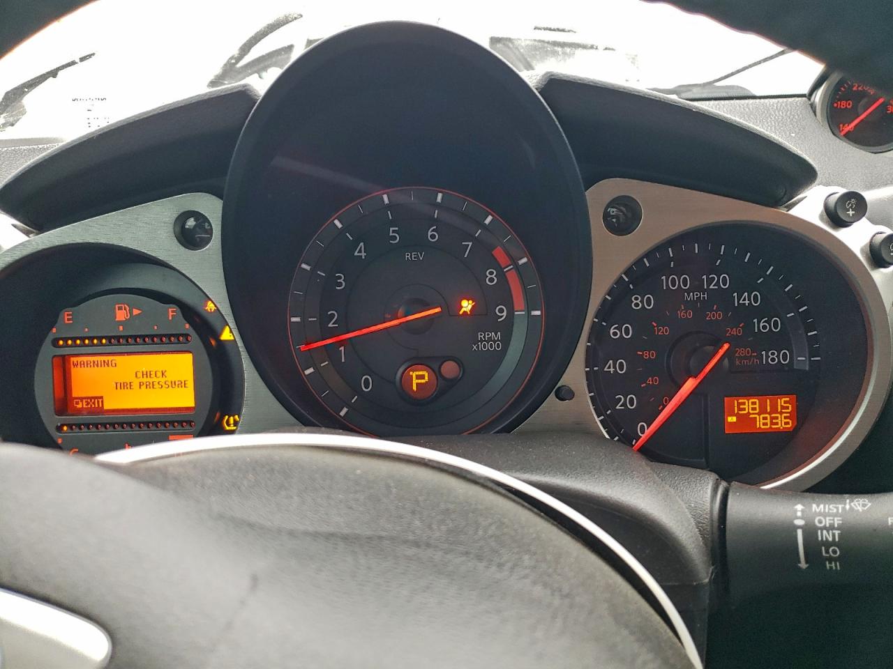 2016 NISSAN 370Z BASE photo 9