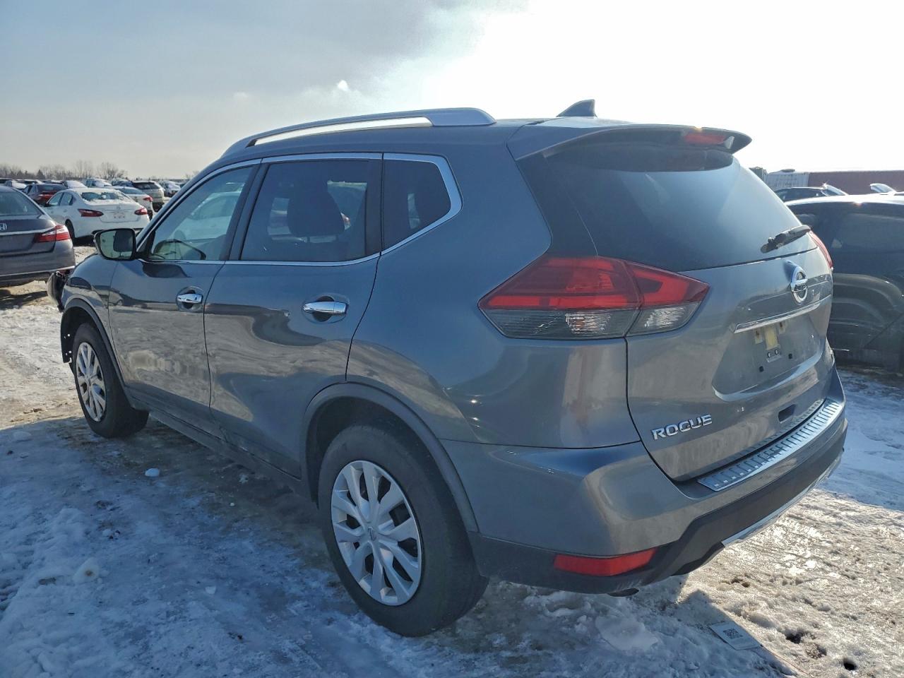 2017 NISSAN ROGUE S photo 4