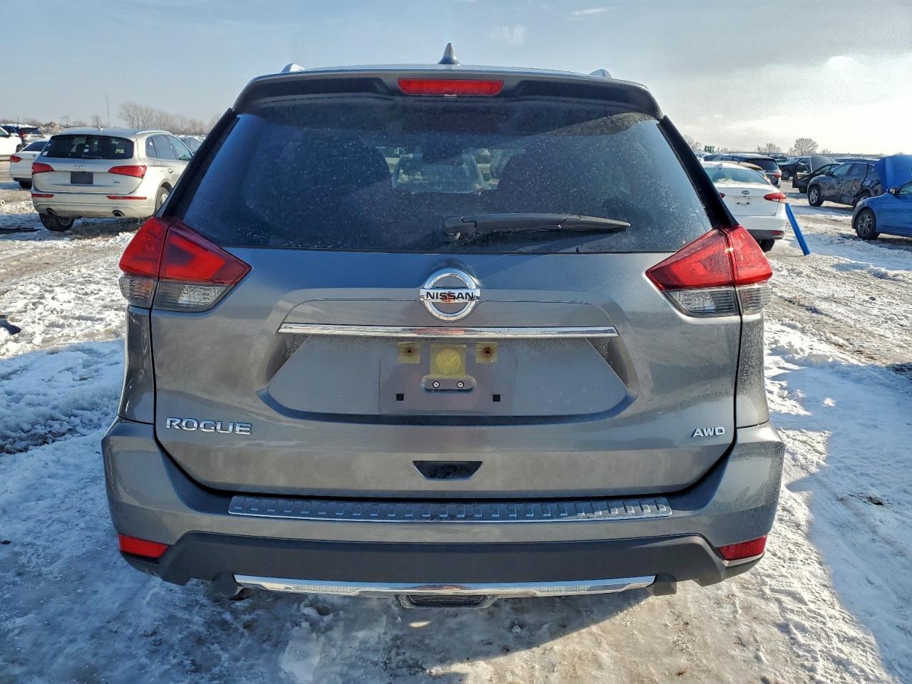2017 NISSAN ROGUE S photo 16