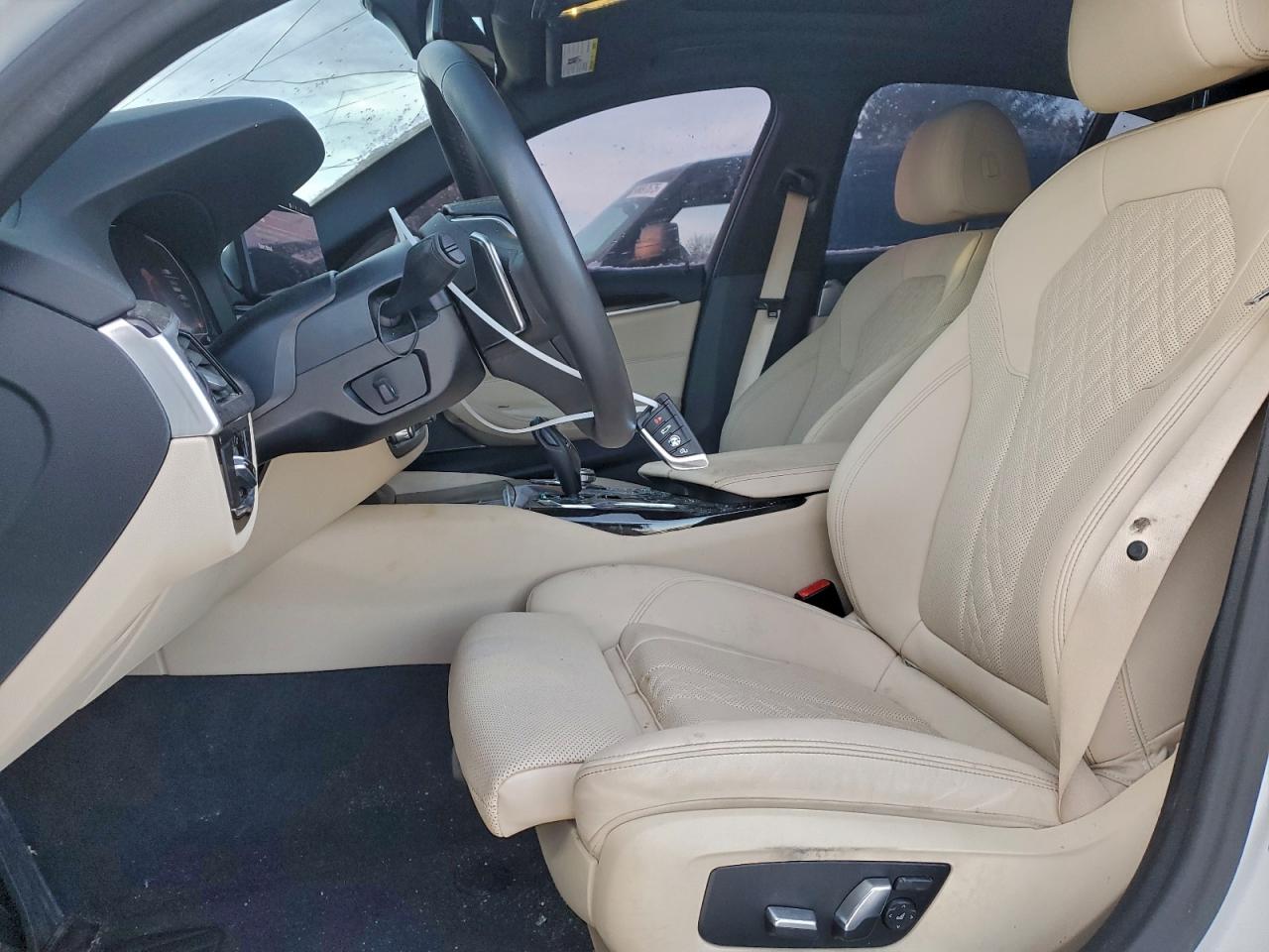 2023 BMW 530 XI photo 19
