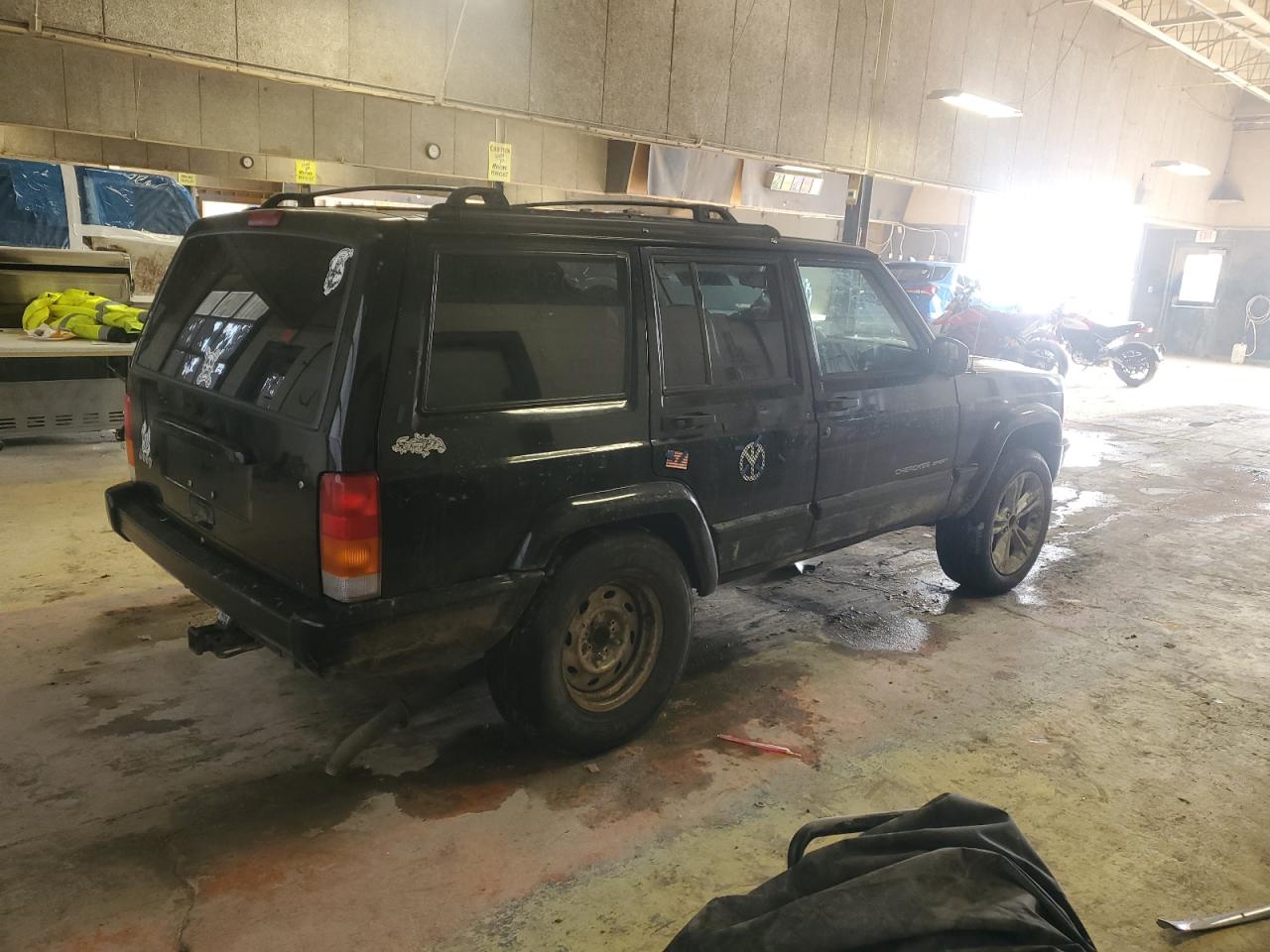 2000 JEEP CHEROKEE SPORT photo 3