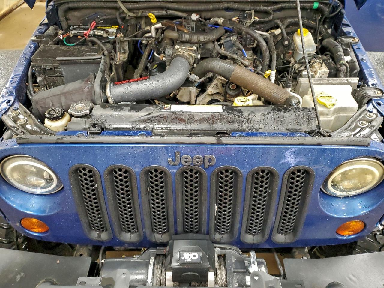 2010 JEEP WRANGLER UNLIMITED SPORT photo 34