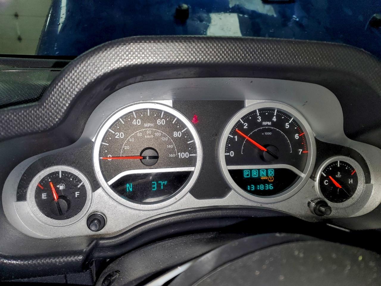 2010 JEEP WRANGLER UNLIMITED SPORT photo 25